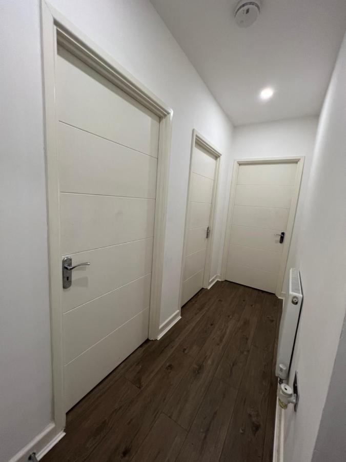 Вилла 3Bed Flat 3Wc And Great Location Near Excel City Airport O2 And Canning Town Station Лондон Экстерьер фото
