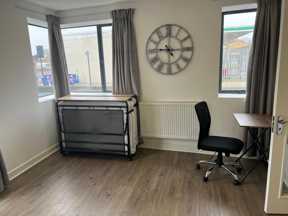 Вилла 3Bed Flat 3Wc And Great Location Near Excel City Airport O2 And Canning Town Station Лондон Экстерьер фото