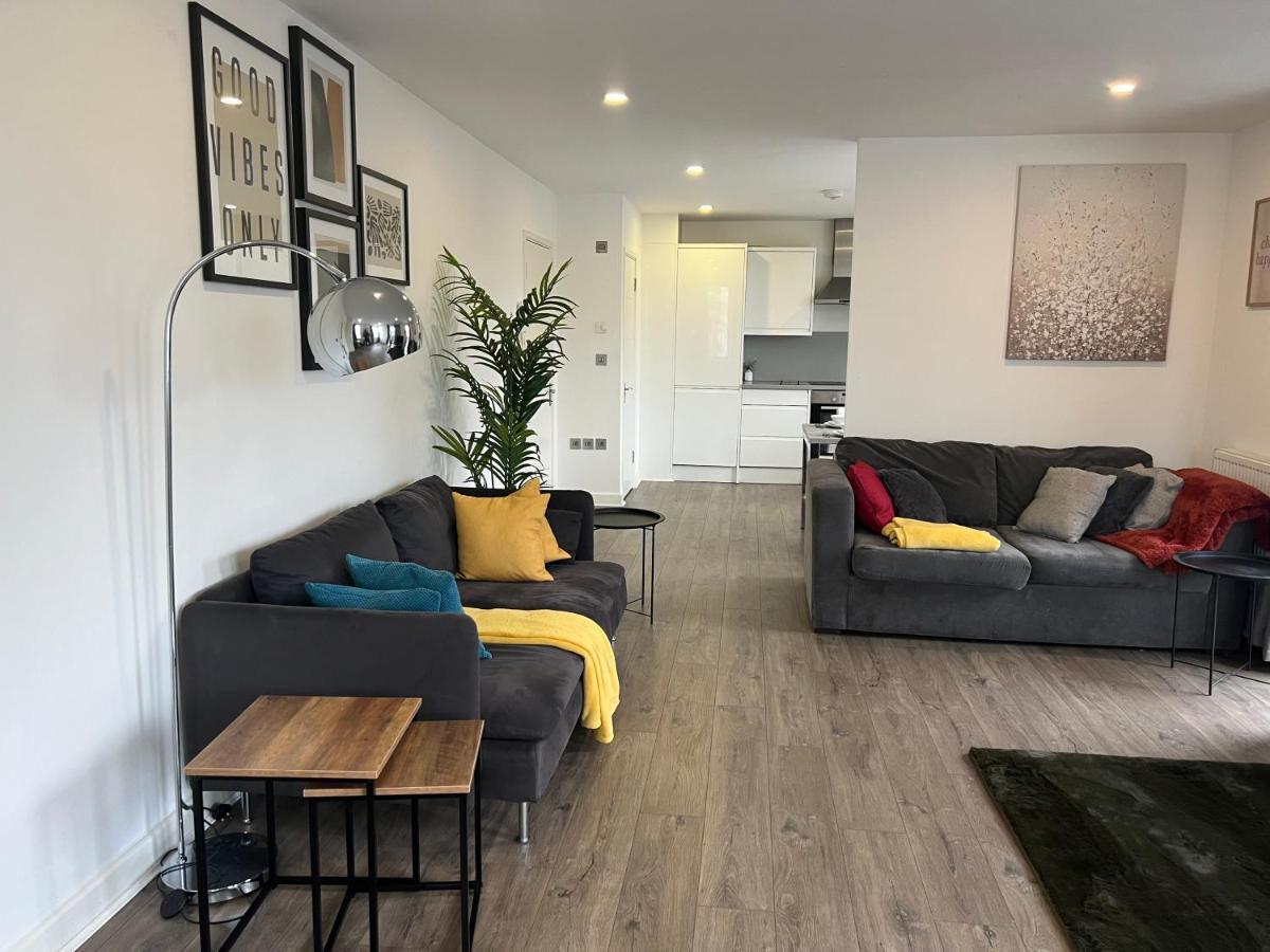 Вилла 3Bed Flat 3Wc And Great Location Near Excel City Airport O2 And Canning Town Station Лондон Экстерьер фото