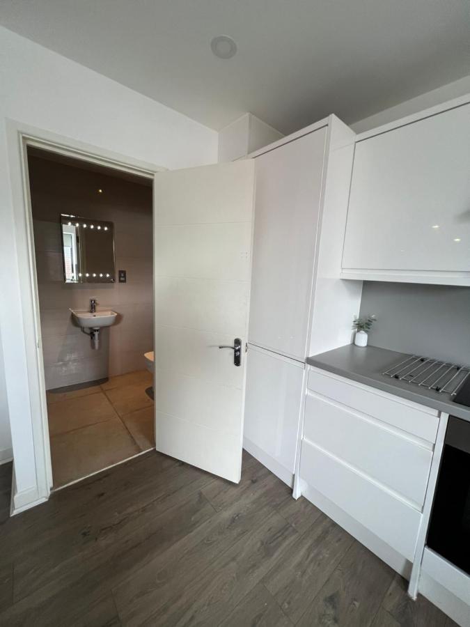 Вилла 3Bed Flat 3Wc And Great Location Near Excel City Airport O2 And Canning Town Station Лондон Экстерьер фото