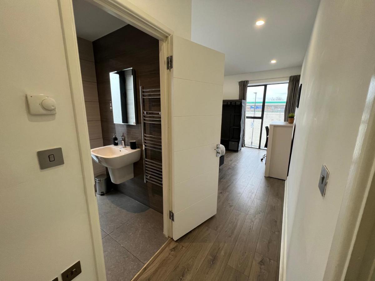 Вилла 3Bed Flat 3Wc And Great Location Near Excel City Airport O2 And Canning Town Station Лондон Экстерьер фото